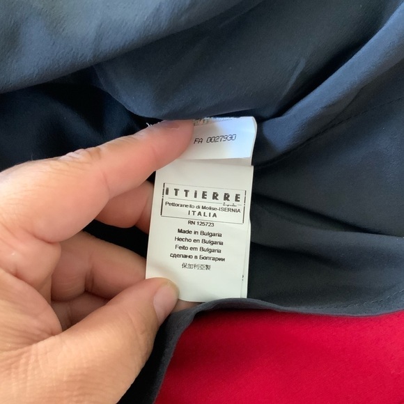 FIORUCCI LIPS Kiss Shift Designer Dress - Picture 5 of 8